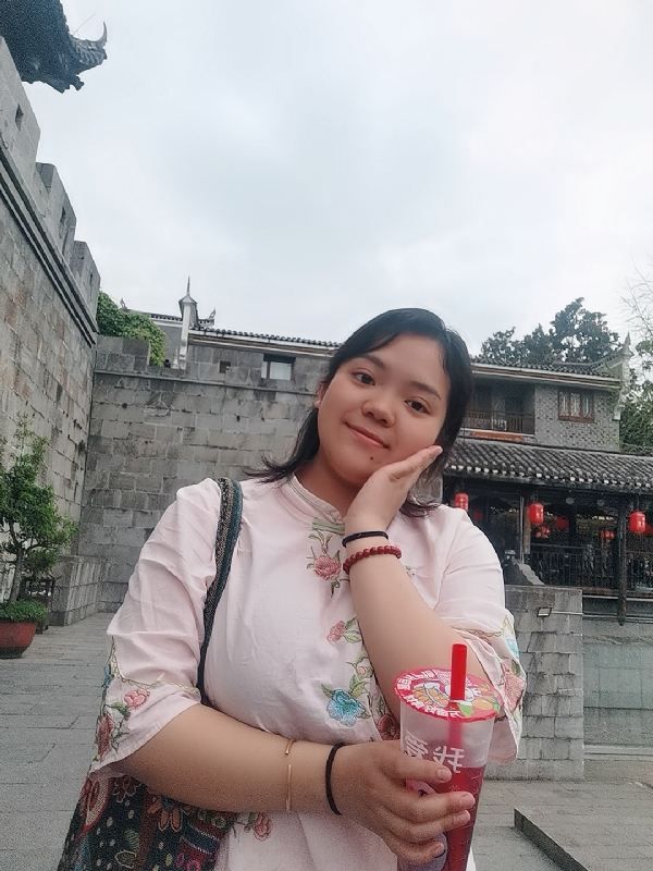 敏兮小沫的第三张照片--泸溪认干亲服务网